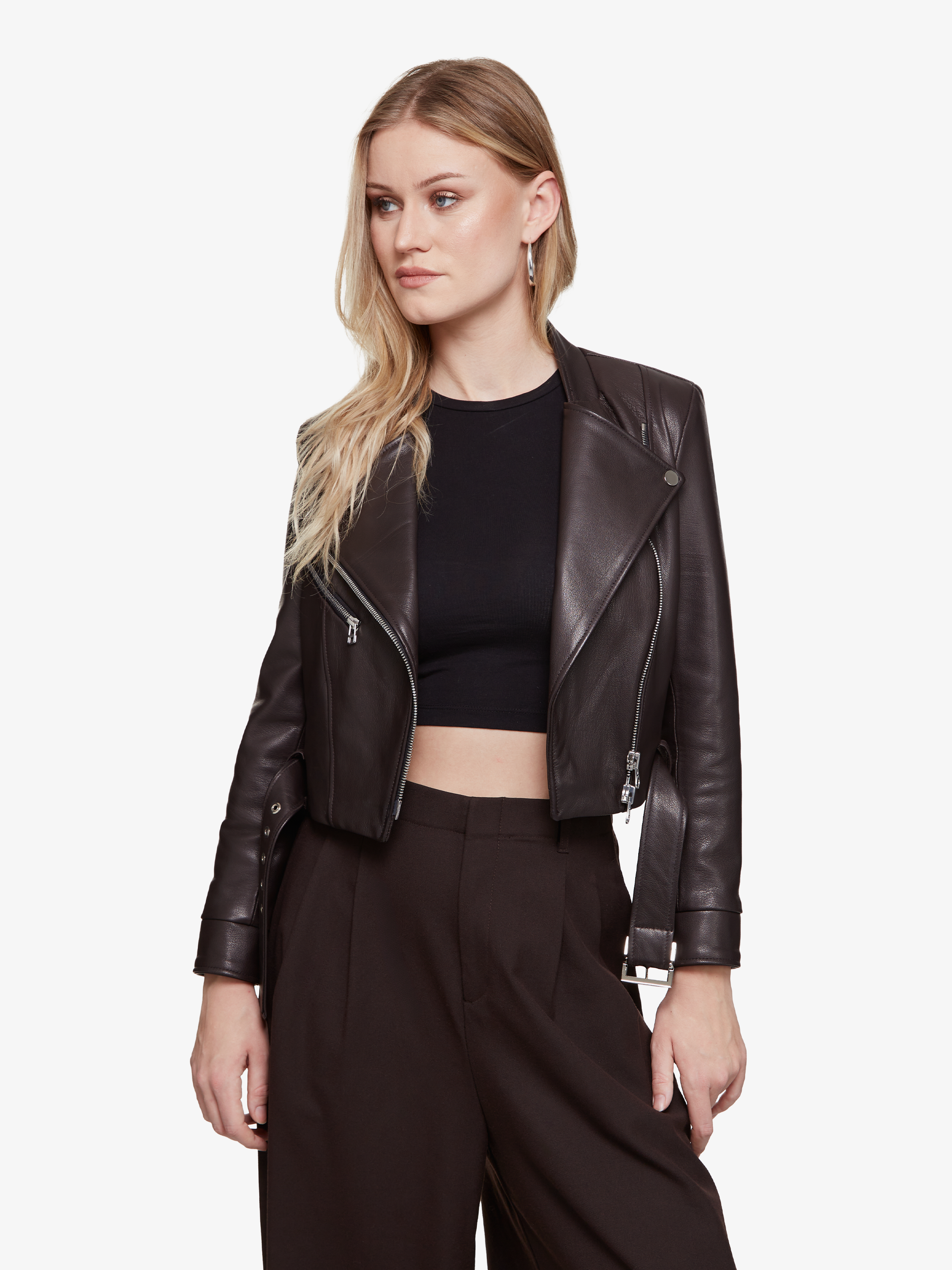 Iris || Manteau en cuir