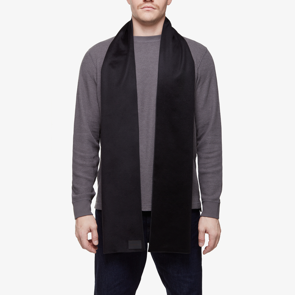 Foulard en cachemire noir profond