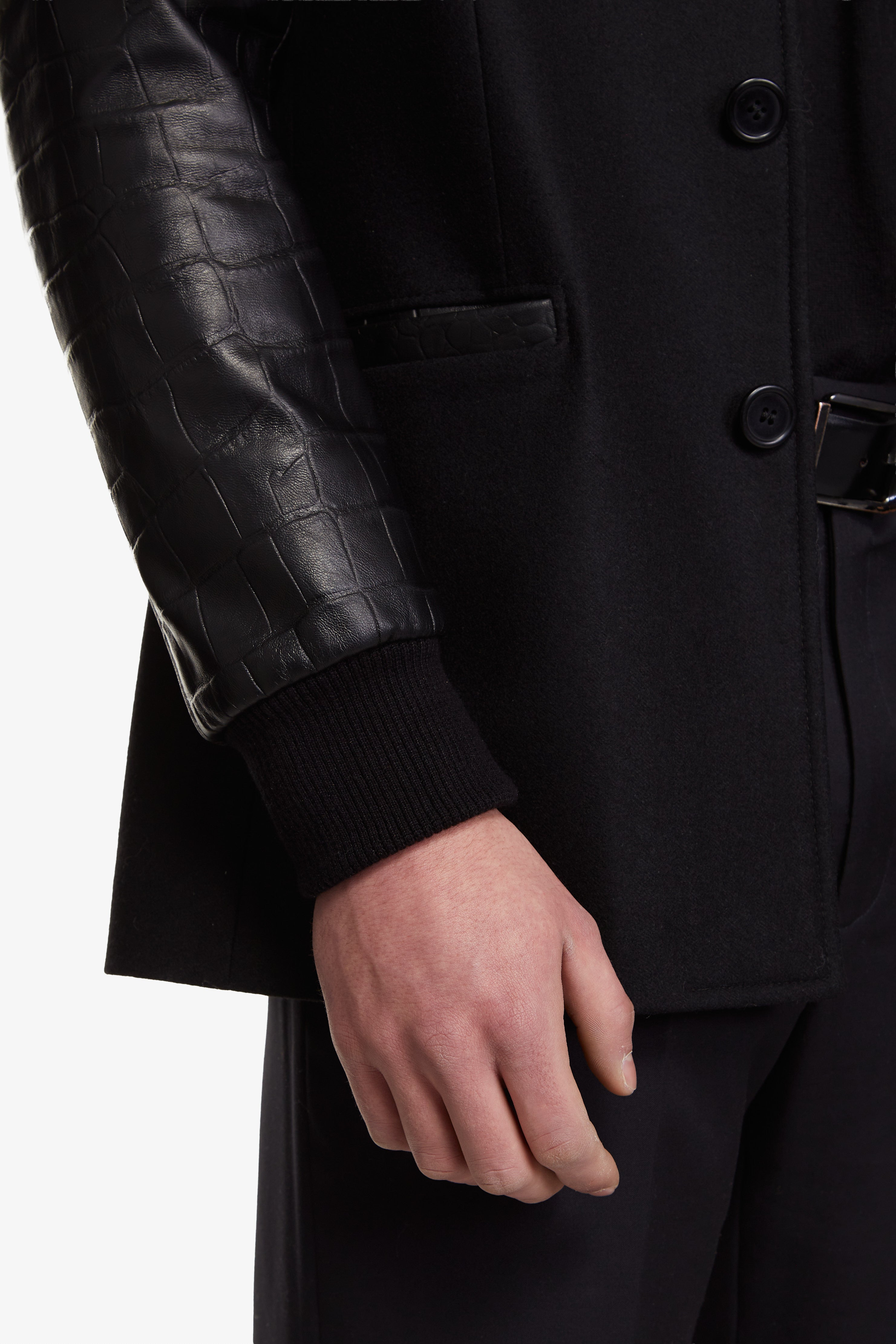 Studio || Veste en cachemire & cuir