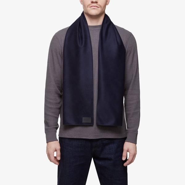 Foulard en cachemire bleu marine foncé