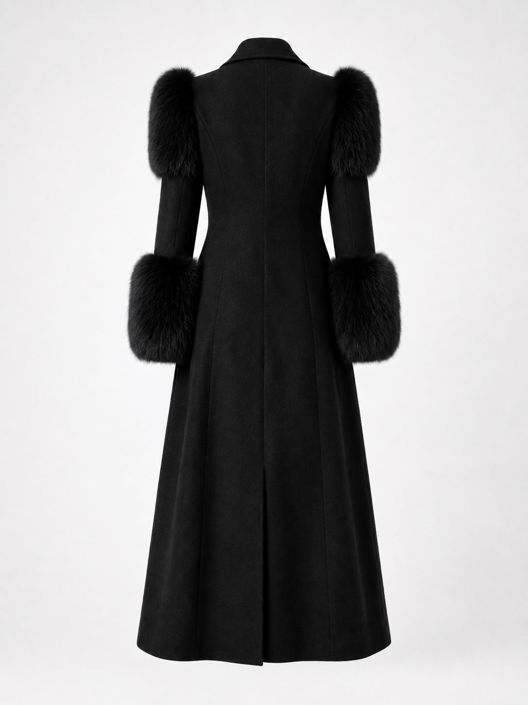 ROSE, manteau long en laine noire et renard noir, vu de face sur mannequin invisible.
