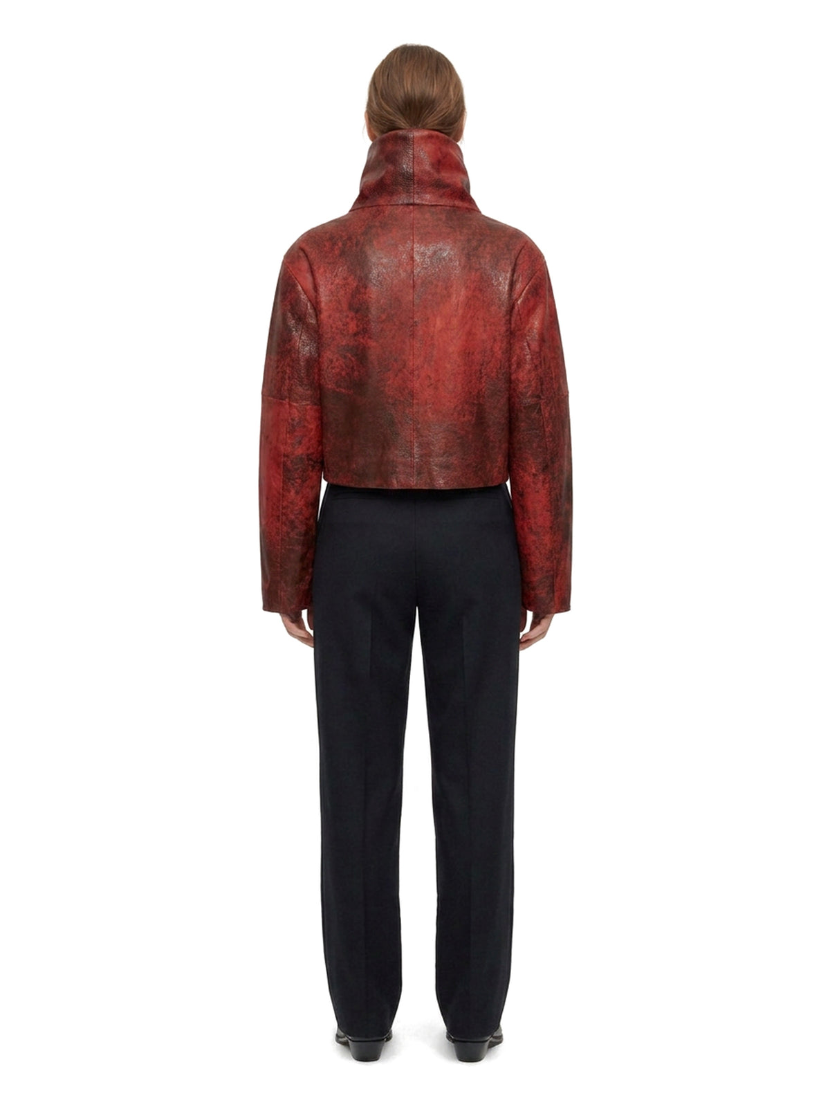 SALOMÉ short jacket in red aged leather, back view